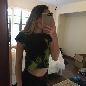 green and black tie dye crop top cropped tee cute